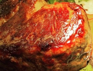 Λιώνει στο στόμα: Γιατί όλοι έχουν «τρελαθεί» μ' αυτή την μπριζόλα; (φώτο)